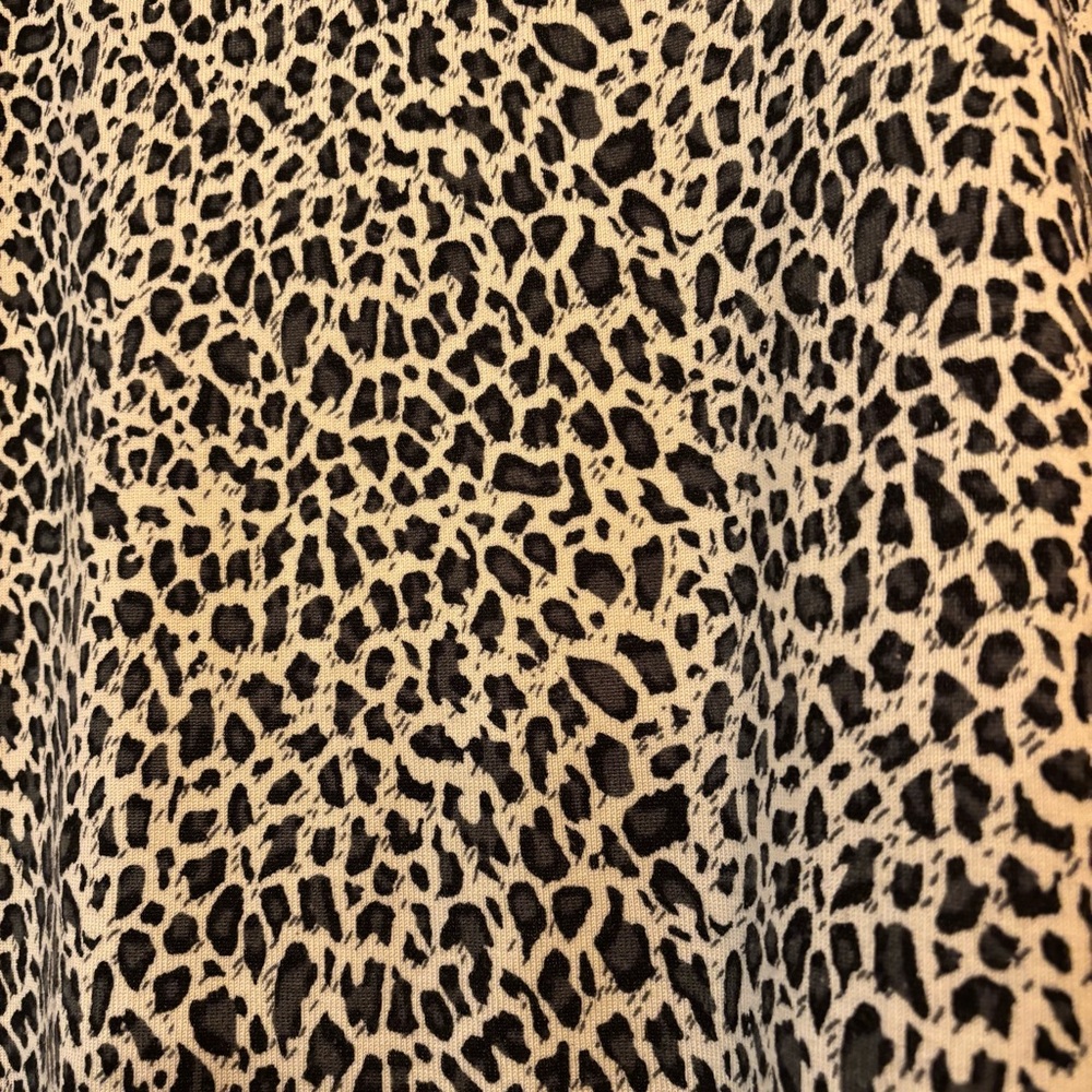Women’s White Stag Animal Print Top Size XL, Leopard / Cheetah Print - Picture 2 of 5